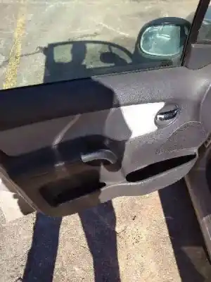 Veículo de Sucata citroen c3 1.4 hdi exclusive do ano 2002 alimentado 8hz