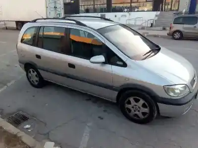 Veículo de Sucata opel zafira a blue line do ano 2001 alimentado y20dth