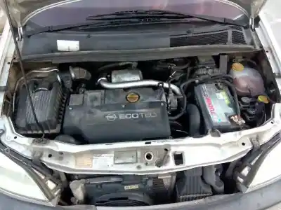 Veículo de Sucata opel zafira a blue line do ano 2001 alimentado y20dth