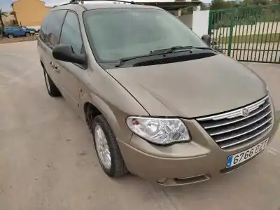 Vehicul casat CHRYSLER VOYAGER (RG) 2.8 CRD LX al anului 2006 alimentat VM28