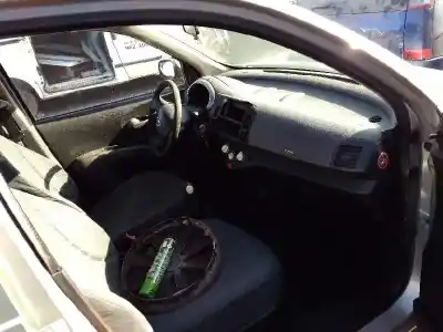 Veículo de Sucata nissan micra (k12e) acenta do ano 2004 alimentado cr12