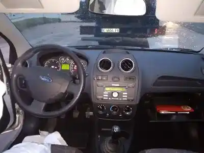 Veículo de Sucata ford fiesta (cbk) ambiente do ano 2007 alimentado f6jb