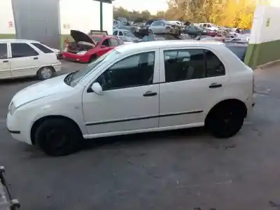 Здавання транспортного засобу skoda fabia (6y2/6y3) attractive року 2004 потужний bby