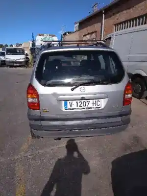 Vehicul casat opel zafira a elegance al anului 2000 alimentat x20dtl