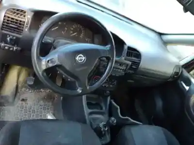 Vehicul casat opel zafira a elegance al anului 2000 alimentat x20dtl