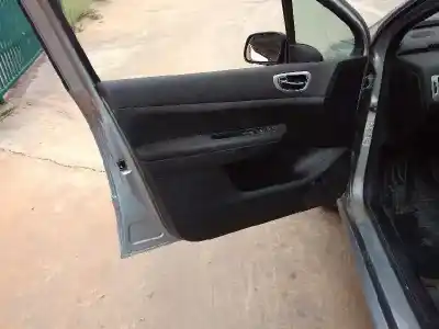 Здавання транспортного засобу peugeot 307 break / sw (s1) sw port aventura року 2002 потужний rhy