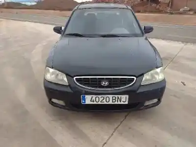 Veículo de Sucata hyundai accent (lc) gls do ano 2001 alimentado g4ea