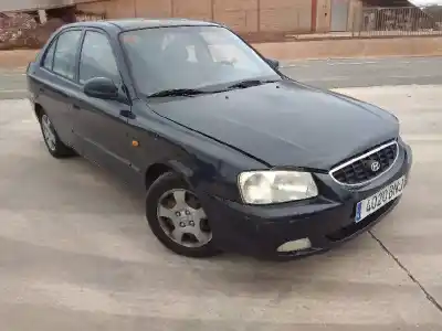 Veículo de Sucata hyundai accent (lc) gls do ano 2001 alimentado g4ea