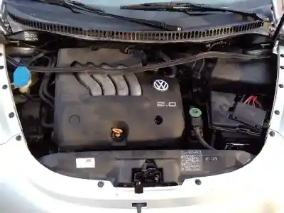 Здавання транспортного засобу VOLKSWAGEN NEW BEETLE (9C1, 1C1) 1.6 року 1999 потужний 