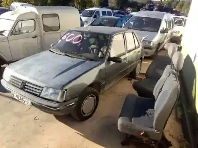 Veículo de Sucata peugeot 205 berlina * do ano 1988 alimentado 1g1e