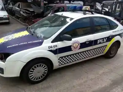 Veículo de Sucata ford focus berlina (cap) ambiente (d) do ano 2005 alimentado hwda