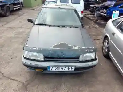 Veicolo di demolizione renault 21 nevada (k48) gtx dell'anno 1992 alimentato j7r