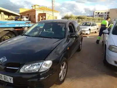 Veículo de Sucata nissan almera (n16/e) ambience do ano 2001 alimentado qg15