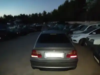 Veículo de Sucata bmw serie 3 berlina (e46) 320d do ano 2004 alimentado 204d4