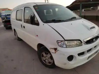 Veículo de Sucata HYUNDAI H 1 H 1 Furg.caja cerr.c. puerta do ano 2001 alimentado 4BH