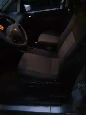 Veicolo di demolizione opel zafira a elegance dell'anno 2005 alimentato y20dth