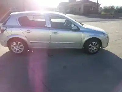 Veículo de Sucata opel astra h berlina edition do ano 2004 alimentado z14xep