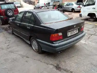 Veículo de Sucata bmw serie 3 berlina (e36) 325i do ano 1992 alimentado 