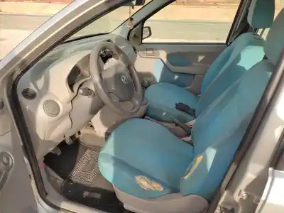 Veículo de Sucata fiat panda (169) 1.2 8v dynamic do ano 2005 alimentado 188a4000