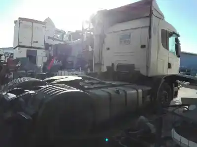 Здавання транспортного засобу scania serie 4 (p/r 124 l) fsa 470 (4x2) e3 corto cr 13 / 14 b року 2001 потужний 