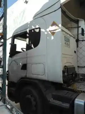 Здавання транспортного засобу scania serie 4 (p/r 124 l) fsa 470 (4x2) e3 corto cr 13 / 14 b року 2001 потужний 