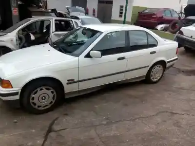 Veículo de Sucata bmw serie 3 berlina (e36) 316i do ano 1996 alimentado 16-4e-2 g