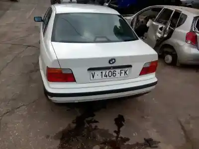 Veículo de Sucata bmw serie 3 berlina (e36) 316i do ano 1996 alimentado 16-4e-2 g