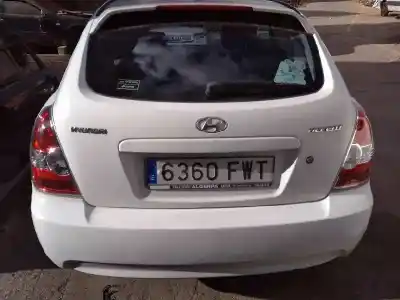 Veicolo di demolizione hyundai accent (mc) gl dell'anno 2006 alimentato d4fa