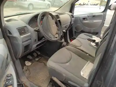 Veículo de Sucata peugeot expert tepee (vf3x_) 2.0 hdi 120 do ano 2007 alimentado rhk