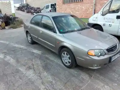 Veículo de Sucata kia shuma ii 1.6 ls 4 berlina do ano 2003 alimentado s6d
