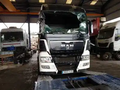 Vehicul casat MAN TGX 18.XXX 12.4 Diesel al anului 2012 alimentat D 2676 LF 07