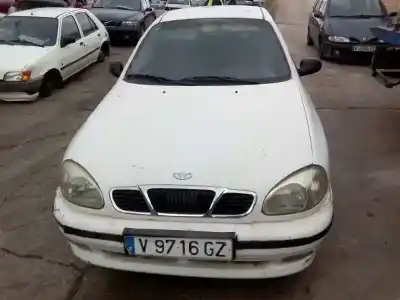 Veículo de Sucata daewoo lanos i do ano 1997 alimentado 