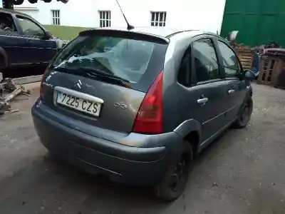 Véhicule à la ferraille citroen c3 1.4 hdi exclusive de l'année 2004 alimenté 8hx