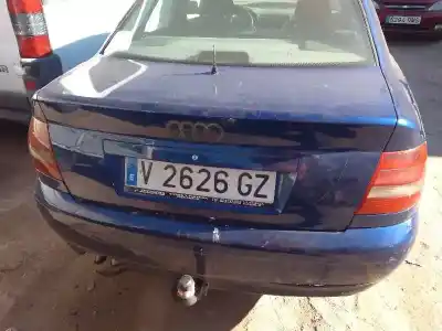 Veículo de Sucata AUDI A4 BERLINA (B5) 1.9 TDI do ano 2000 alimentado AVG