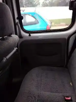 Здавання транспортного засобу renault kangoo (f/kc0) alize року 2006 потужний k9k b7