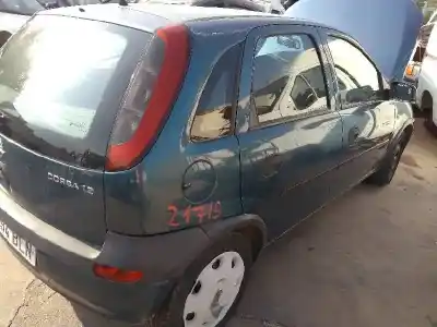 Здавання транспортного засобу opel corsa c club року 2001 потужний z12xe