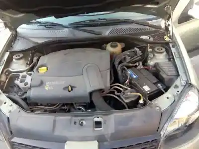 Утилизация автомобиля RENAULT CLIO II FASE II (B/CB0) Authentique года 2002 питание K9K A7