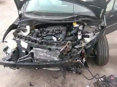 Véhicule à la ferraille PEUGEOT                                            207                                                                                                                                                                                                                                                        Confort                                                                                                                                                                                                                                                    de l'année 2014 alimenté 8H01