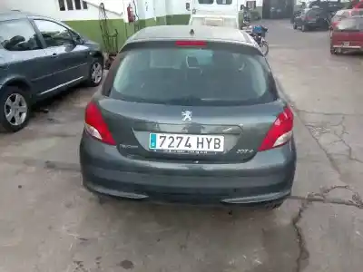 Vehicul casat peugeot 207 confort al anului 2014 alimentat 8h01