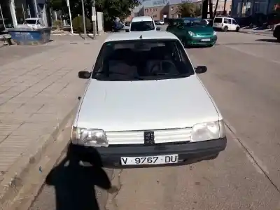 Véhicule à la ferraille peugeot                                            205 berlina                                                                                                                                                                                                                                                xad / xad multi                                                                                                                                                                                                                                            de l'année 1991 alimenté 161a