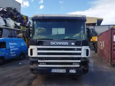 Véhicule à la ferraille SCANIA SERIE 4 (P 94 D) 9.0 Diesel de l'année 2000 alimenté DSC 9.11 EURO 2