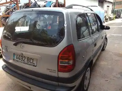 Veicolo di demolizione opel zafira a elegance dell'anno 2000 alimentato y20dth