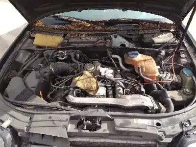 Veículo de Sucata audi a6 berlina (4b2) 2.5 tdi do ano 2001 alimentado ake