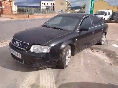Veículo de Sucata audi a6 berlina (4b2) 2.5 tdi do ano 2001 alimentado ake