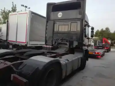 Veículo de Sucata iveco eurotech (mp) fsa  (440 e 39) larga distancia do ano 2000 alimentado 