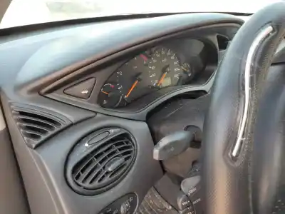 Scrapping Vehicle ford focus turnier (cak) * of the year 1998 powered 