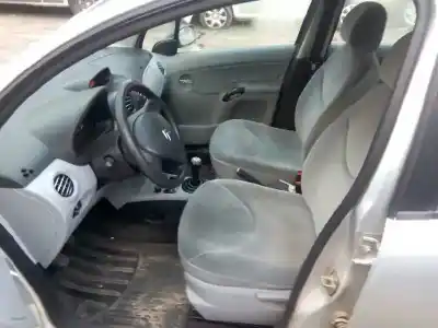 Veículo de Sucata citroen c3 1.4 hdi exclusive do ano 2000 alimentado 8hx