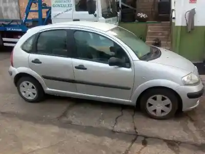 Veículo de Sucata citroen c3 1.4 hdi exclusive do ano 2000 alimentado 8hx