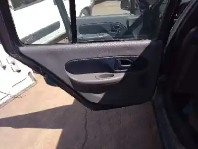 Veicolo di demolizione renault clio ii fase i (b/cbo) 1.9 d alize dell'anno 1998 alimentato f8q