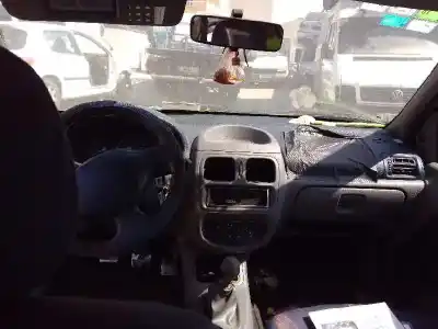 Veicolo di demolizione renault clio ii fase i (b/cbo) 1.9 d alize dell'anno 1998 alimentato f8q